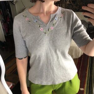 4/$25 Grey embroidered floral top with V-neckline and 3/4 sleeves